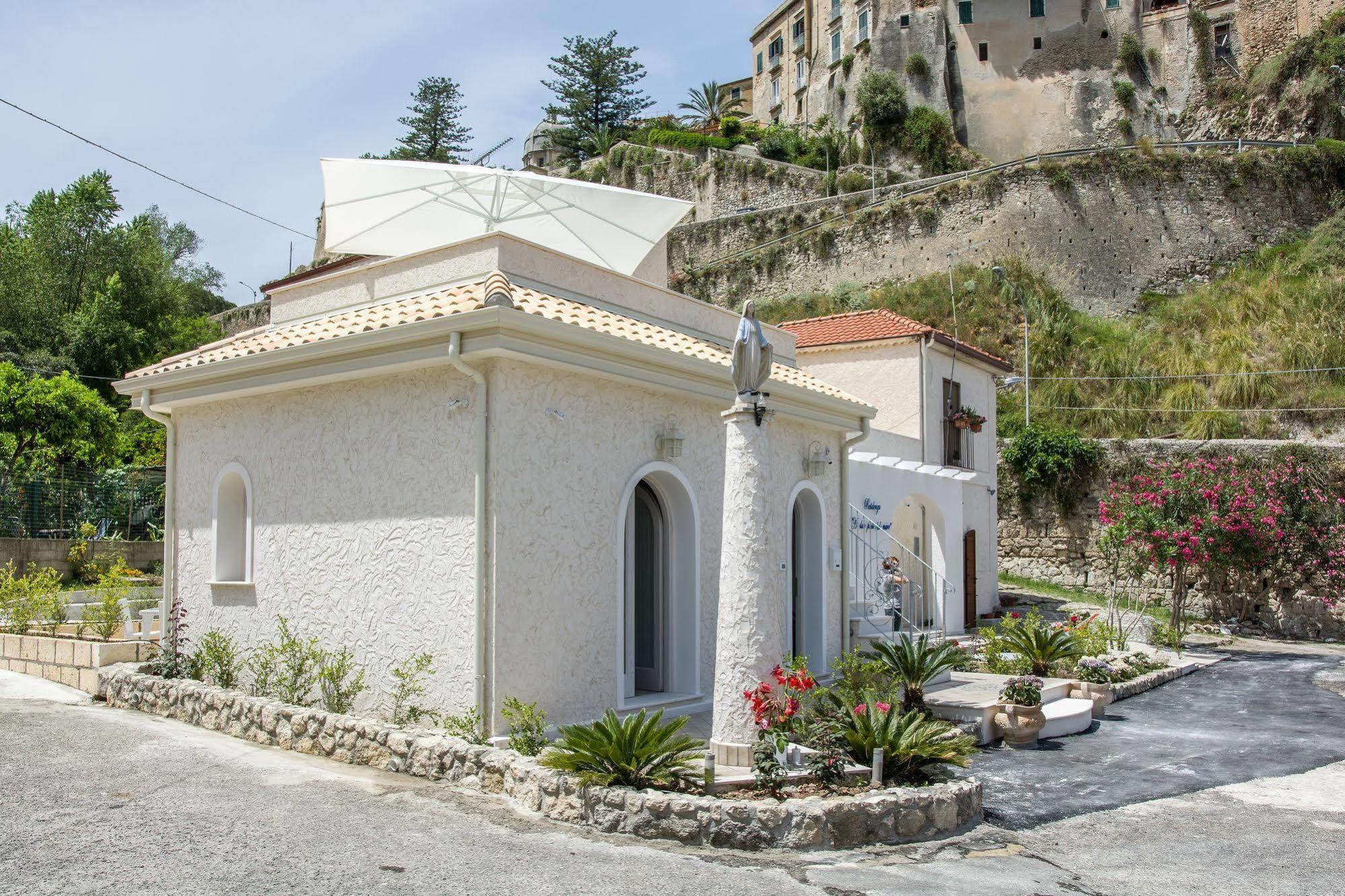 Residenza A Due Passi Dal Mare Hotel Tropea Bagian luar foto